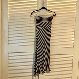 Casual Strapless Dress by Monteau